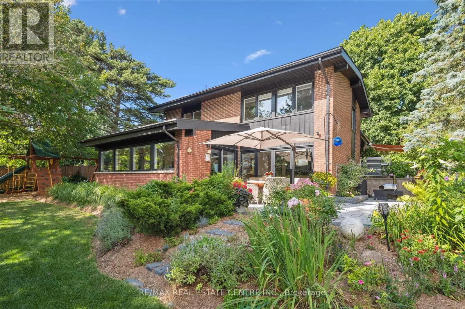 88 CALLANDER DRIVE