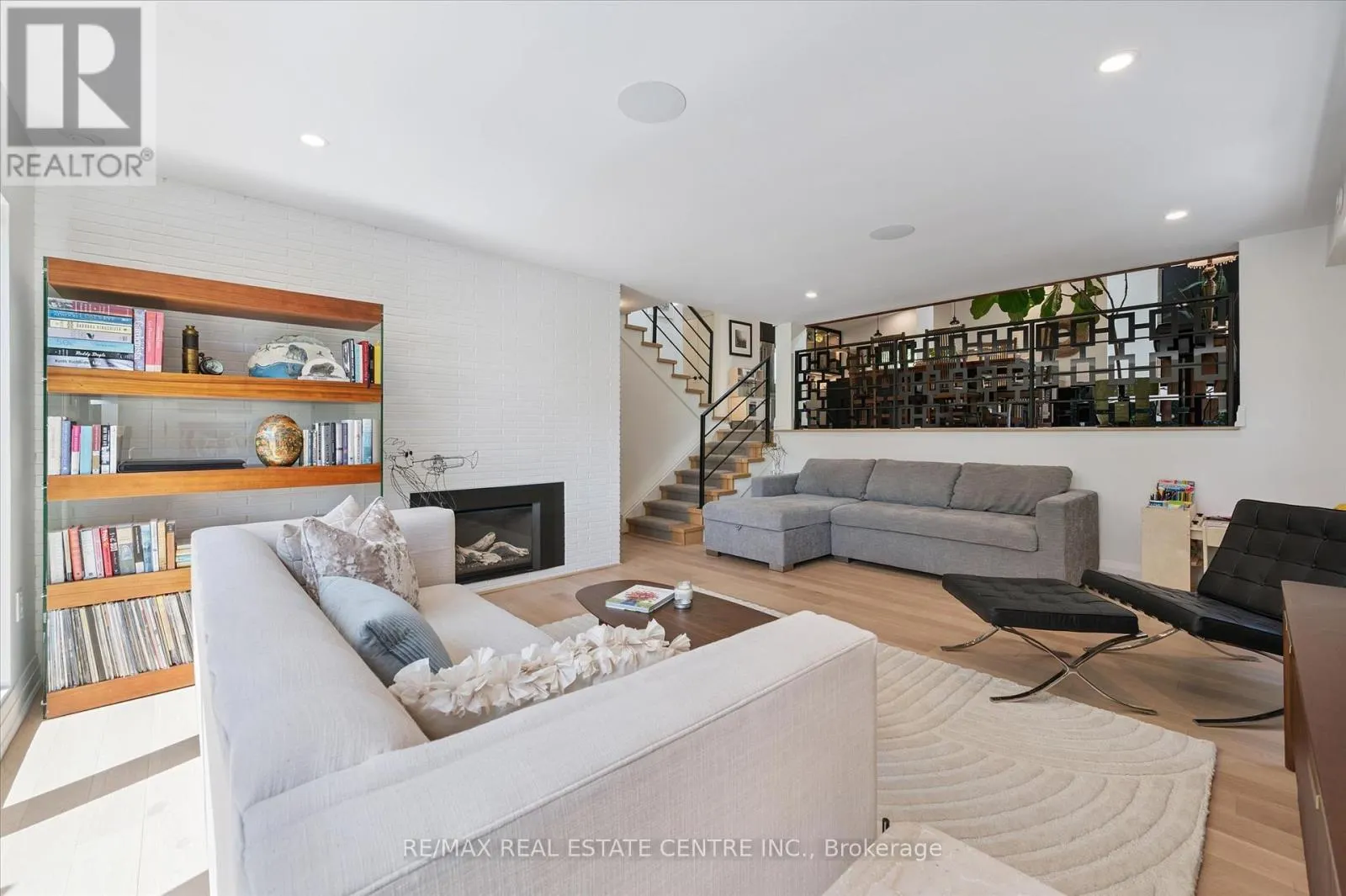88 CALLANDER DRIVE