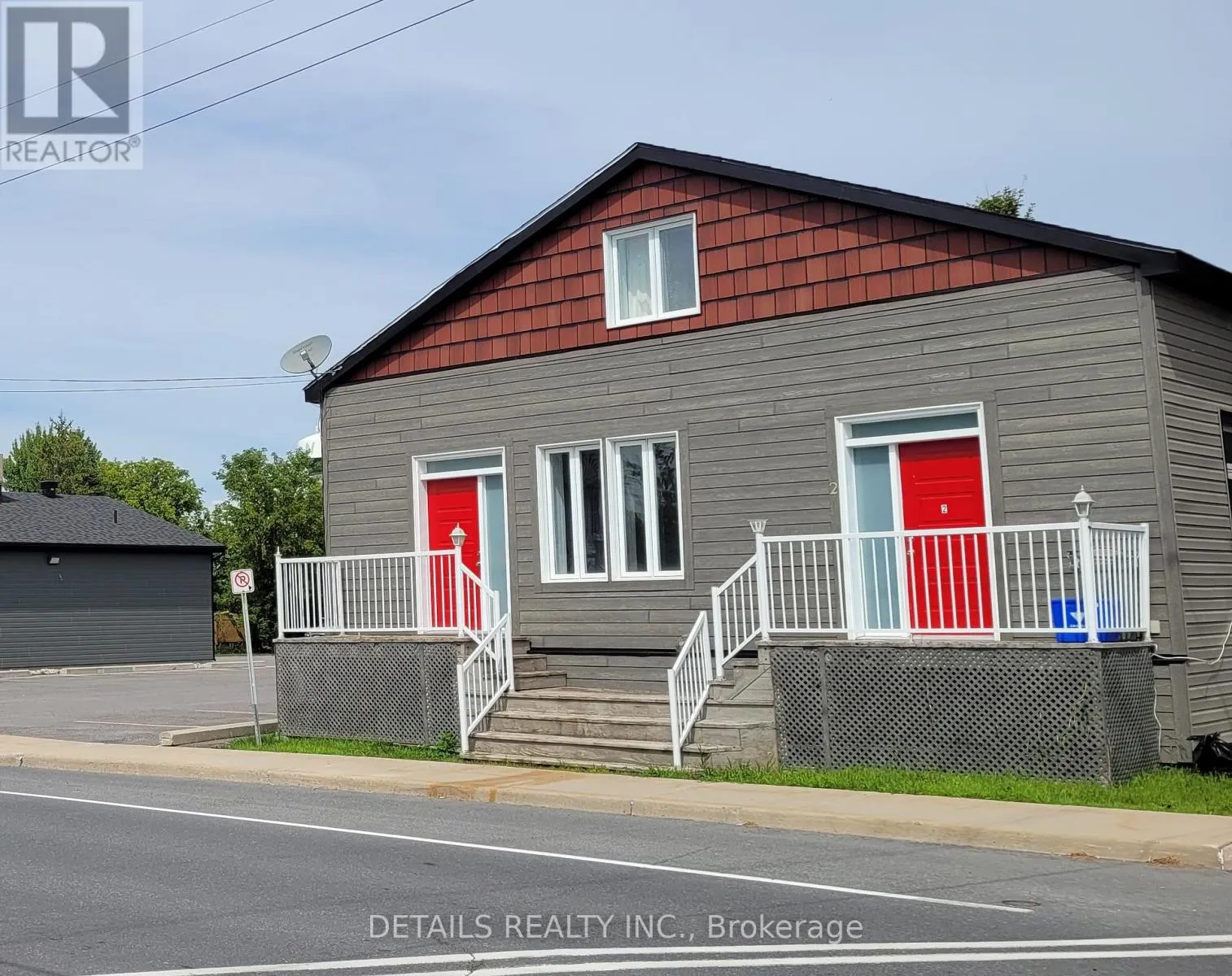 4559 STE CATHERINE STREET W
