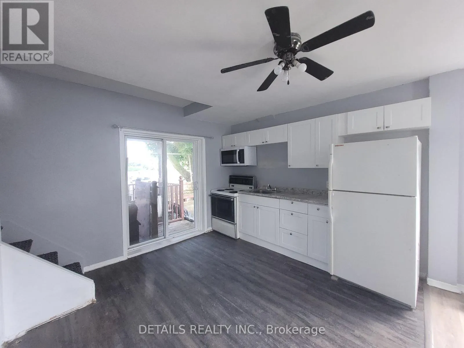 4559 STE CATHERINE STREET W