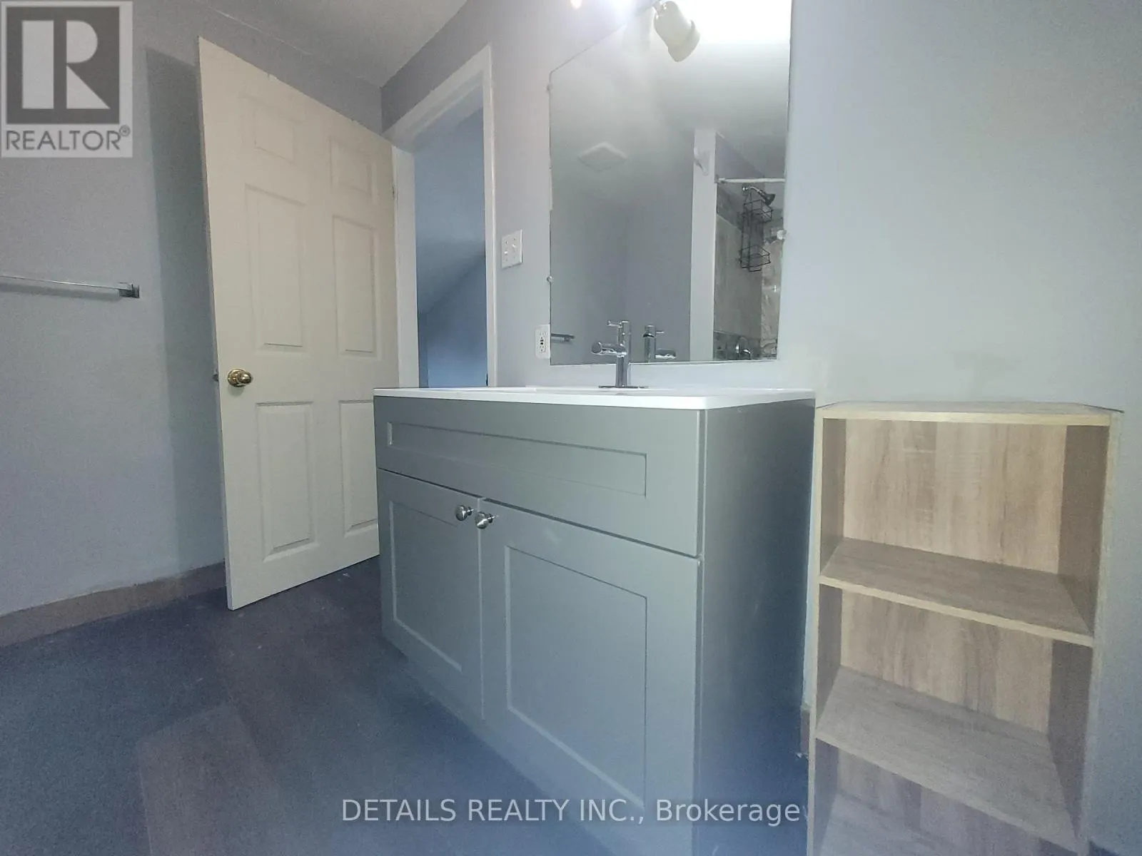 4559 STE CATHERINE STREET W