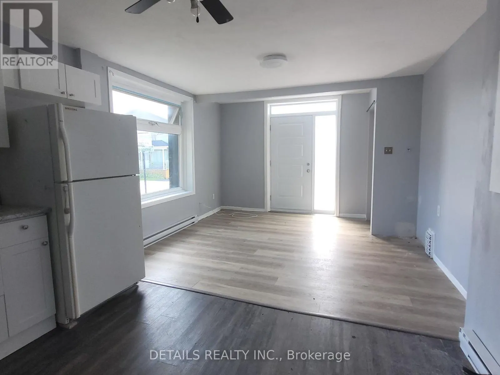 4559 STE CATHERINE STREET W