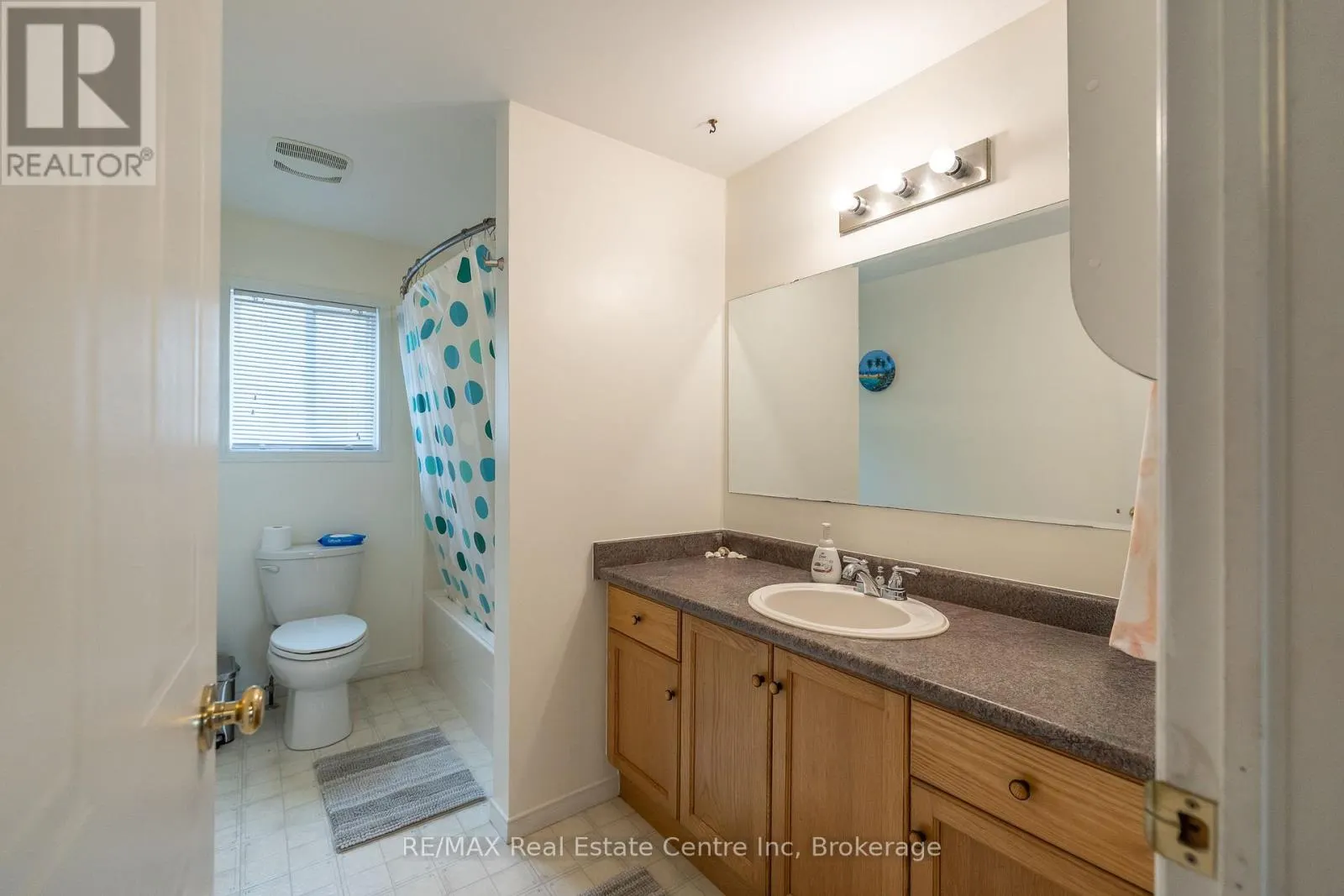30 O'CONNOR LANE
