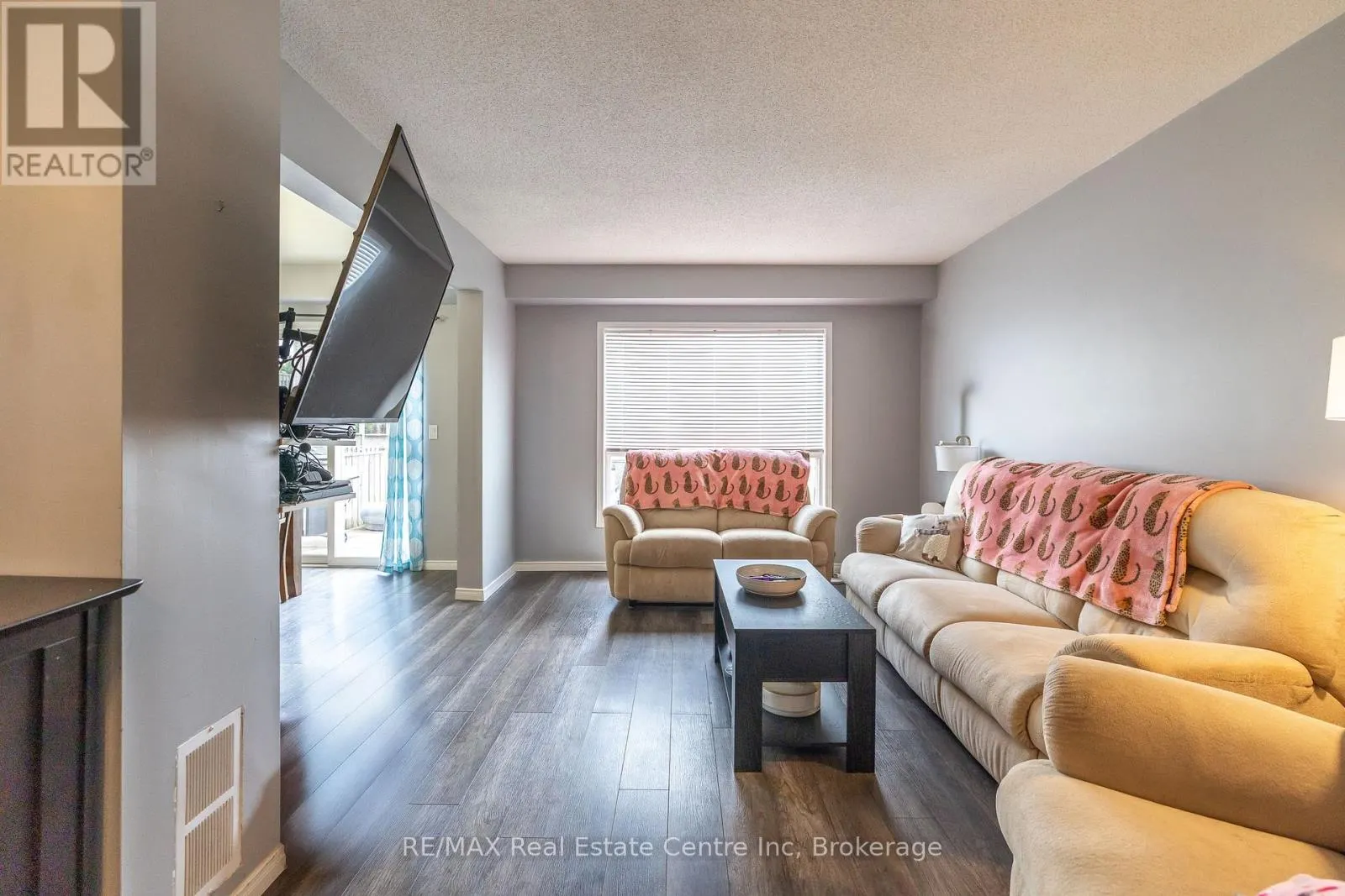 30 O'CONNOR LANE