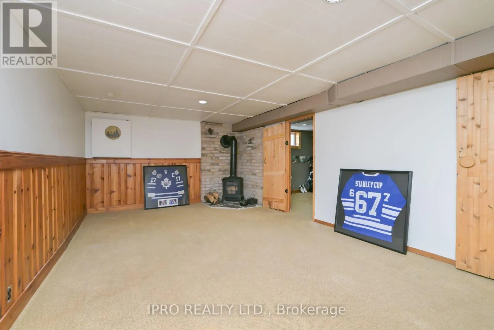 5 COOK CRESCENT
