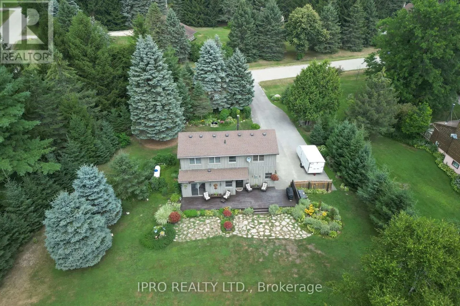 5 COOK CRESCENT