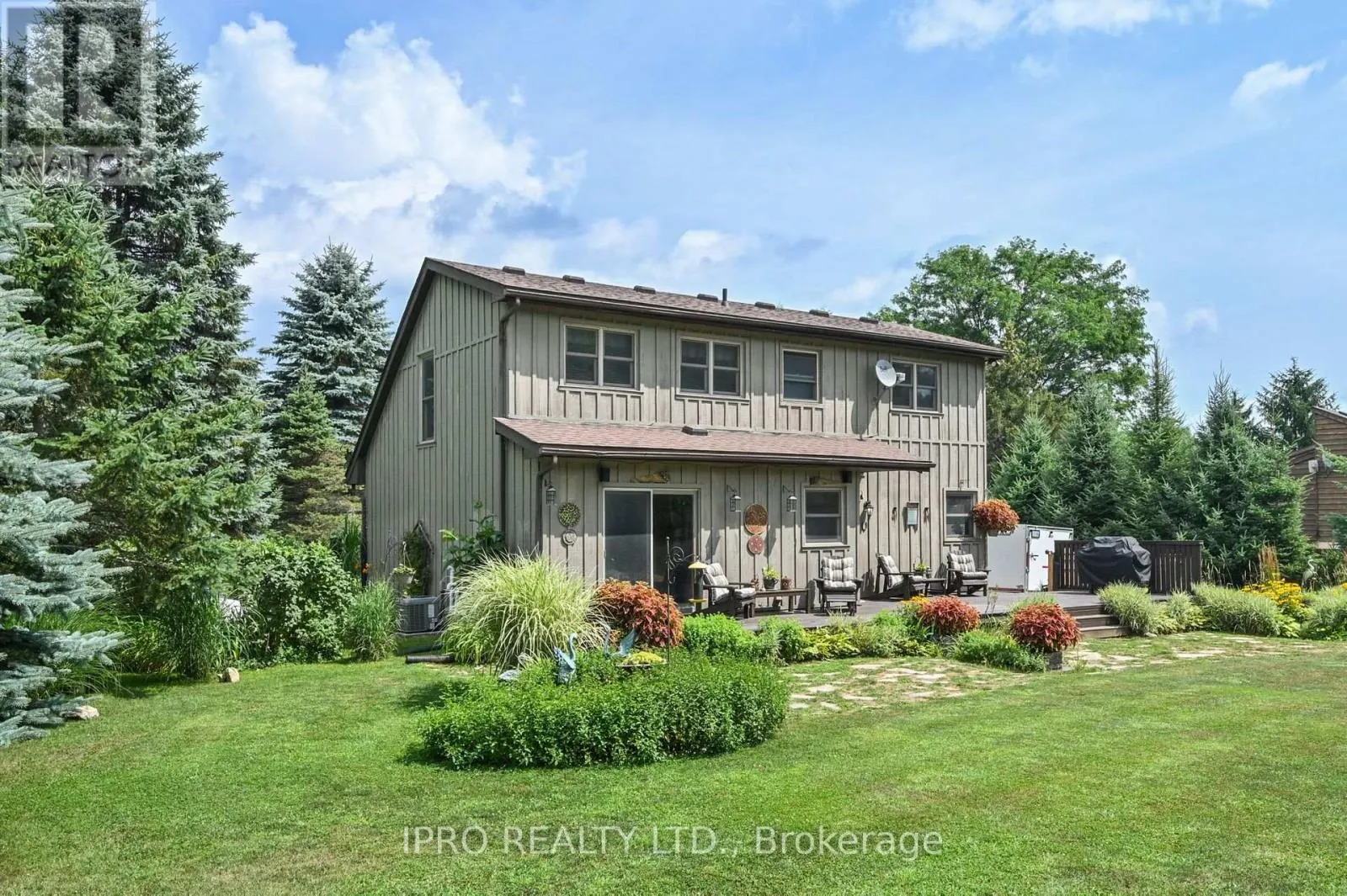 5 COOK CRESCENT
