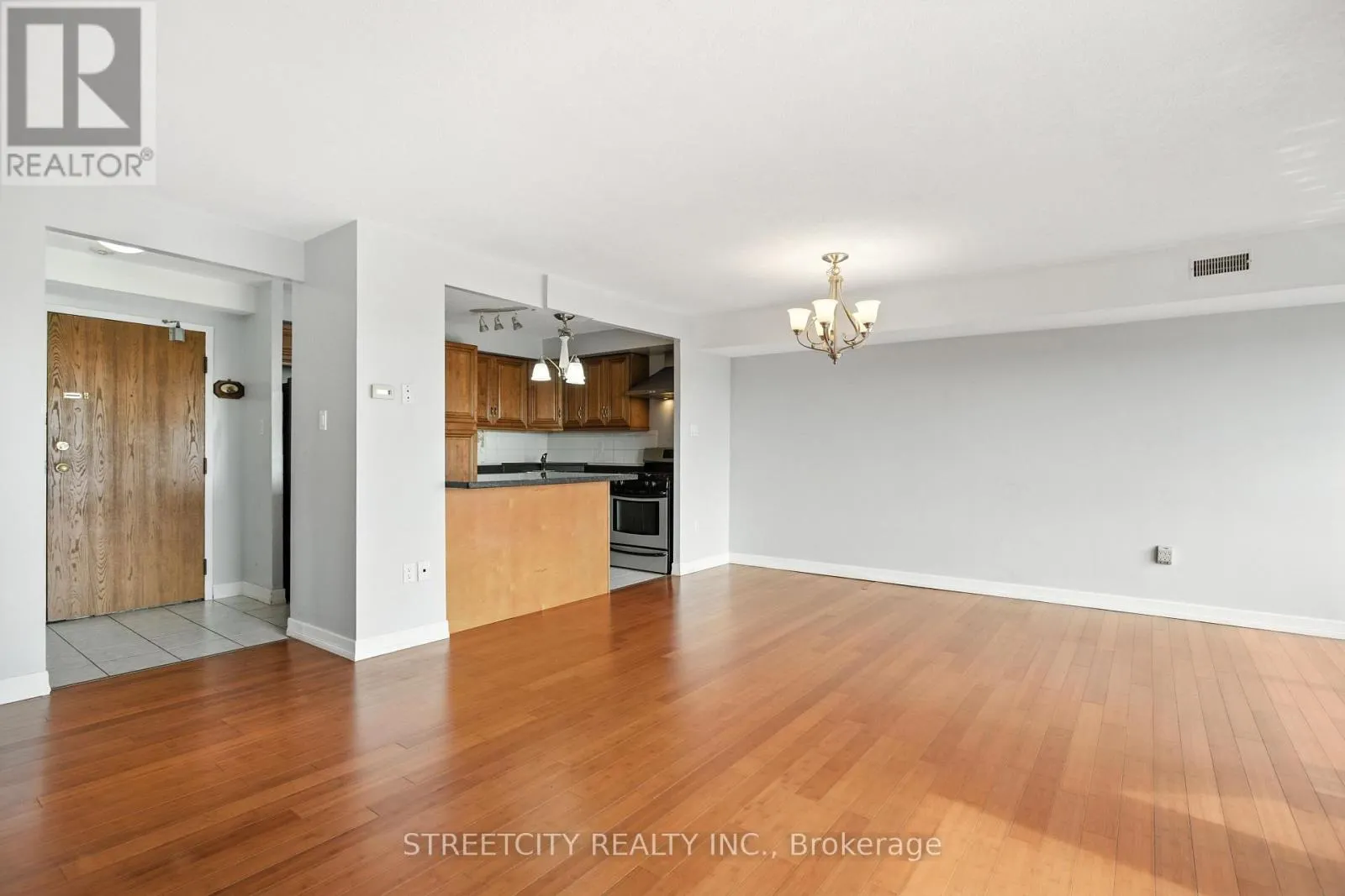 606 - 521 RIVERSIDE ROAD, #606