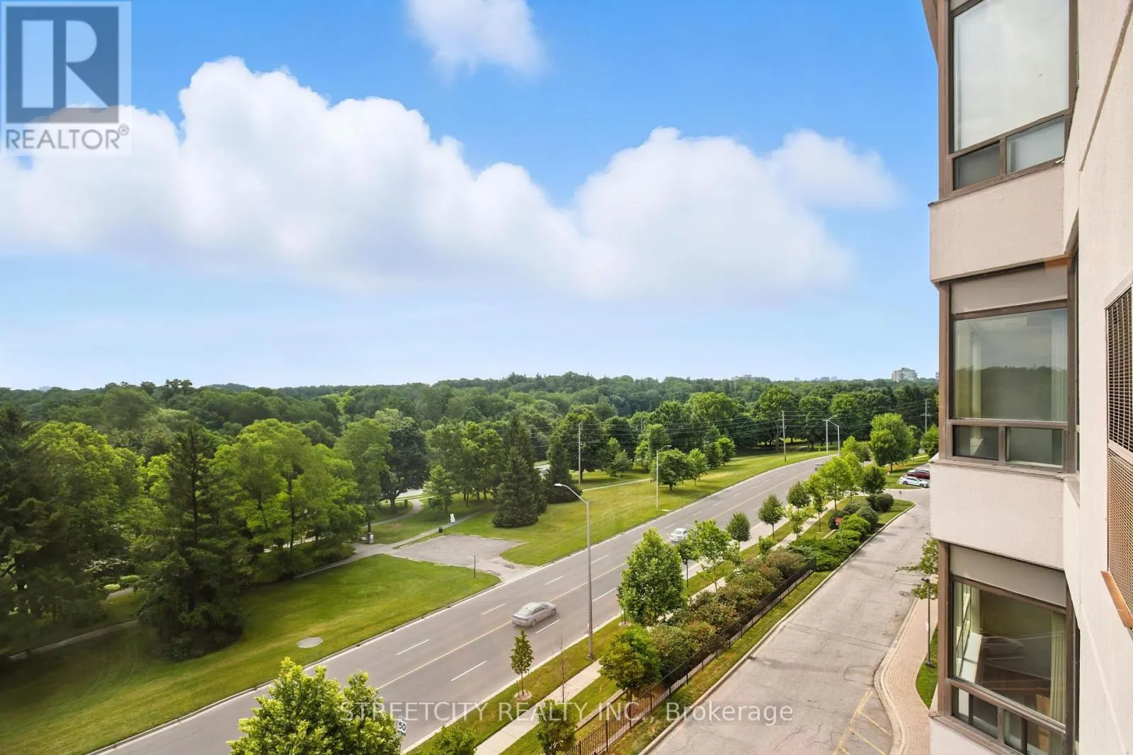 606 - 521 RIVERSIDE ROAD, #606