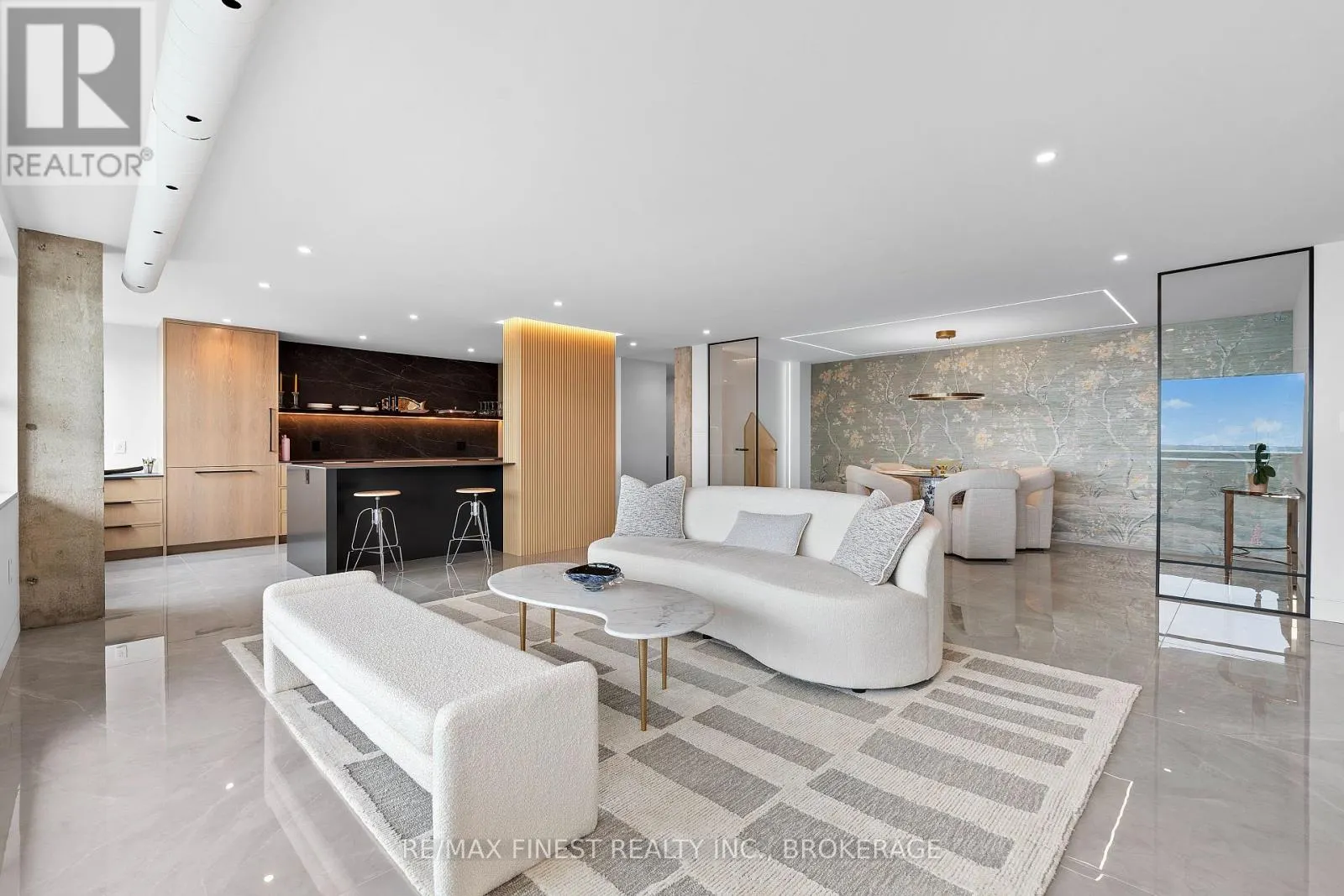 505 - 165 ONTARIO STREET, #505