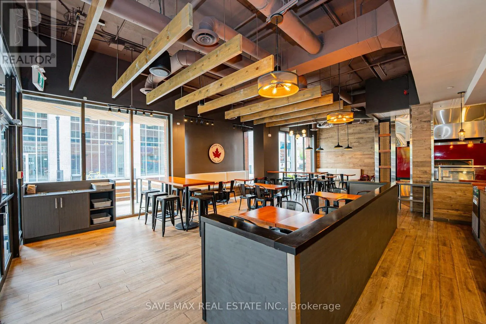 73 KING STREET W