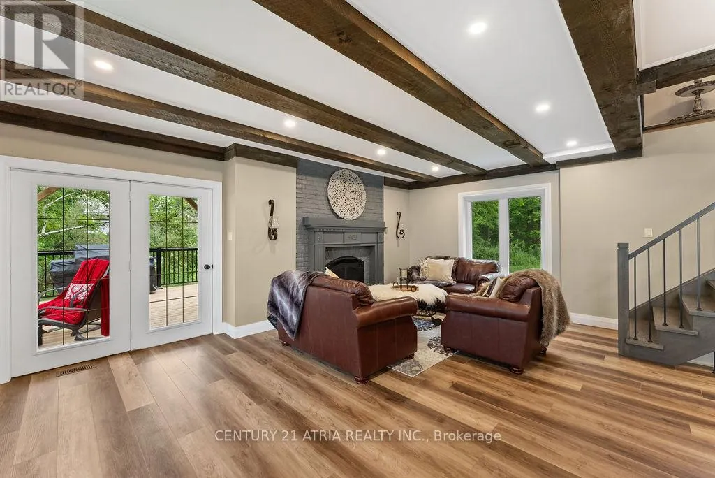 2314 ARMSTRONG LANE