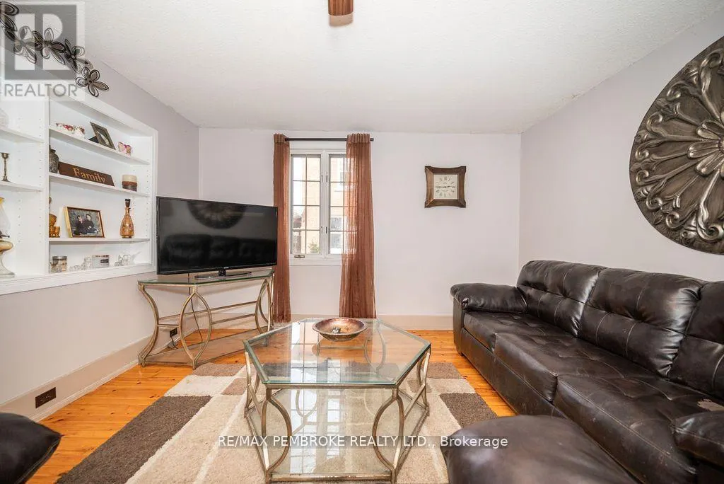 590 BOUNDARY ROAD