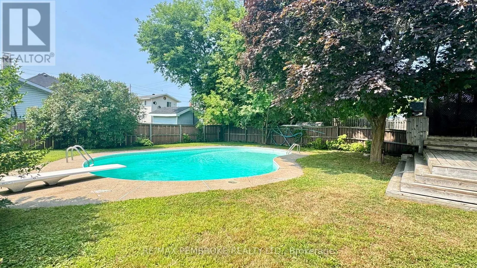 590 BOUNDARY ROAD