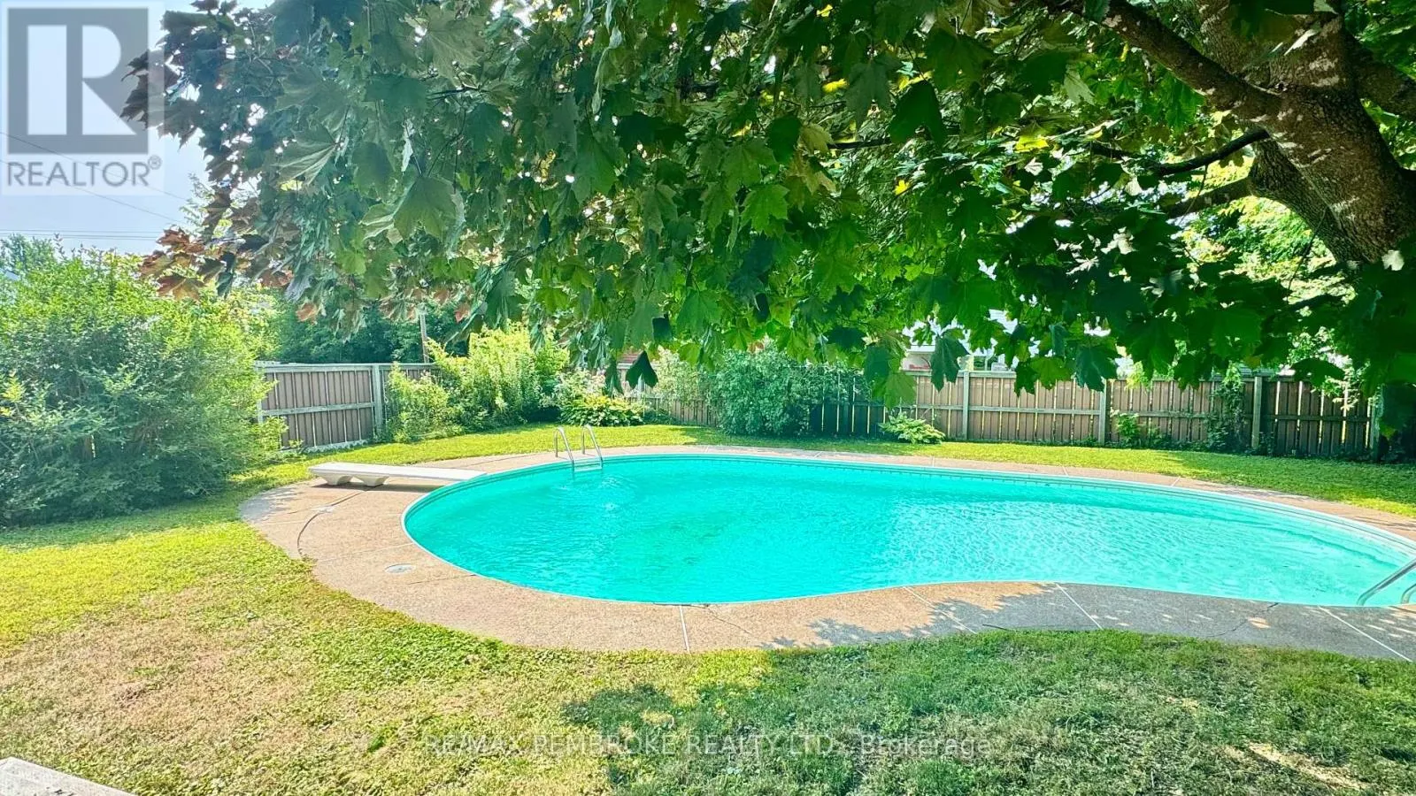 590 BOUNDARY ROAD