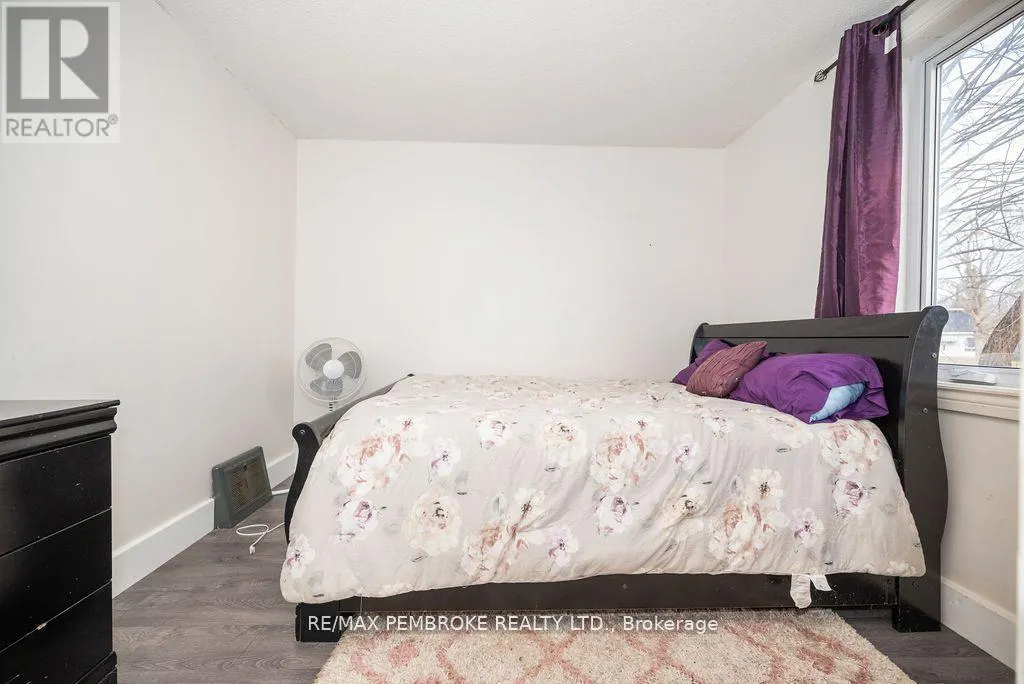590 BOUNDARY ROAD