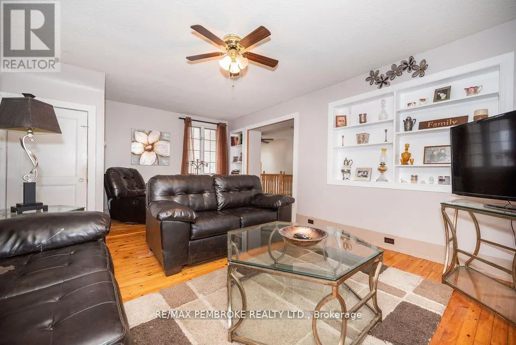 590 BOUNDARY ROAD