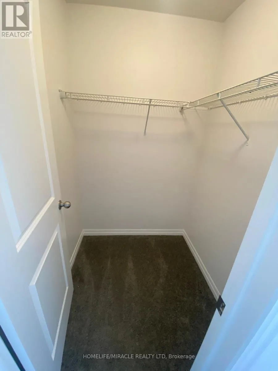 46 - 135 HARDCASTLE DRIVE