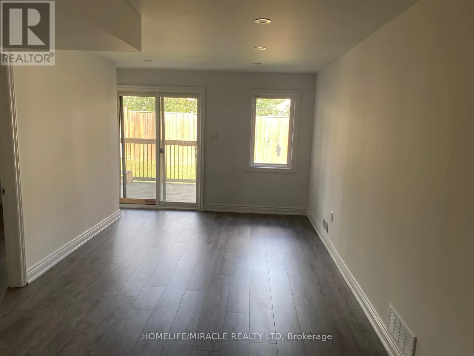 46 - 135 HARDCASTLE DRIVE