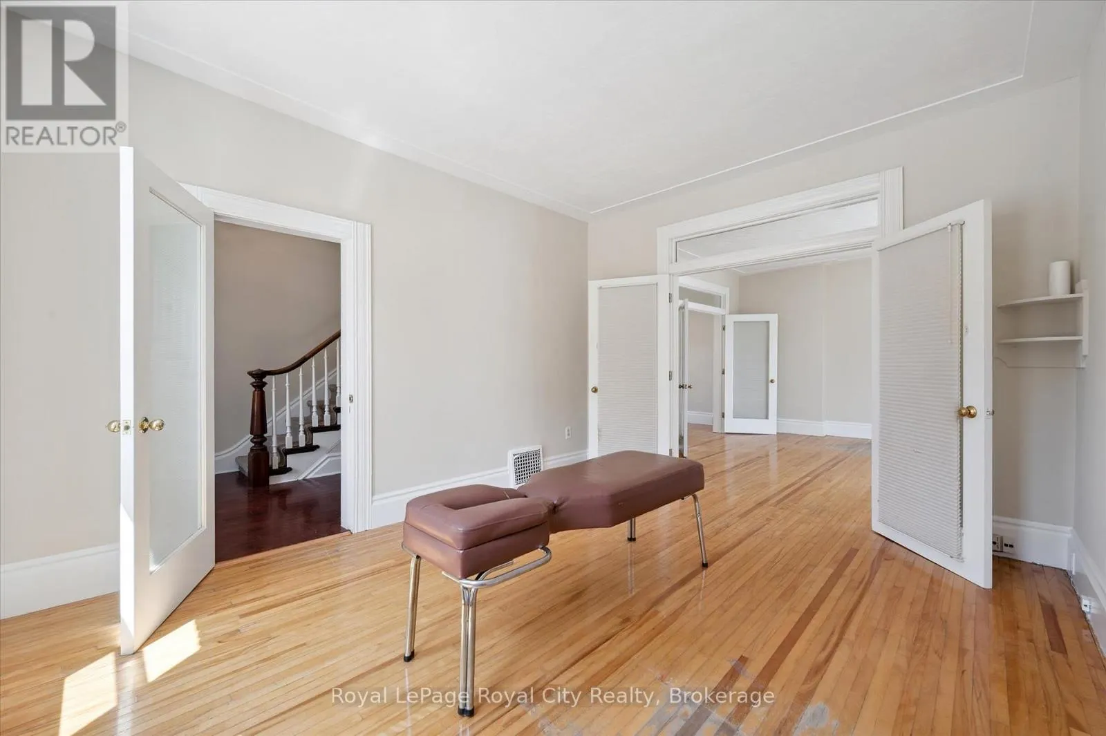 363 WOOLWICH STREET