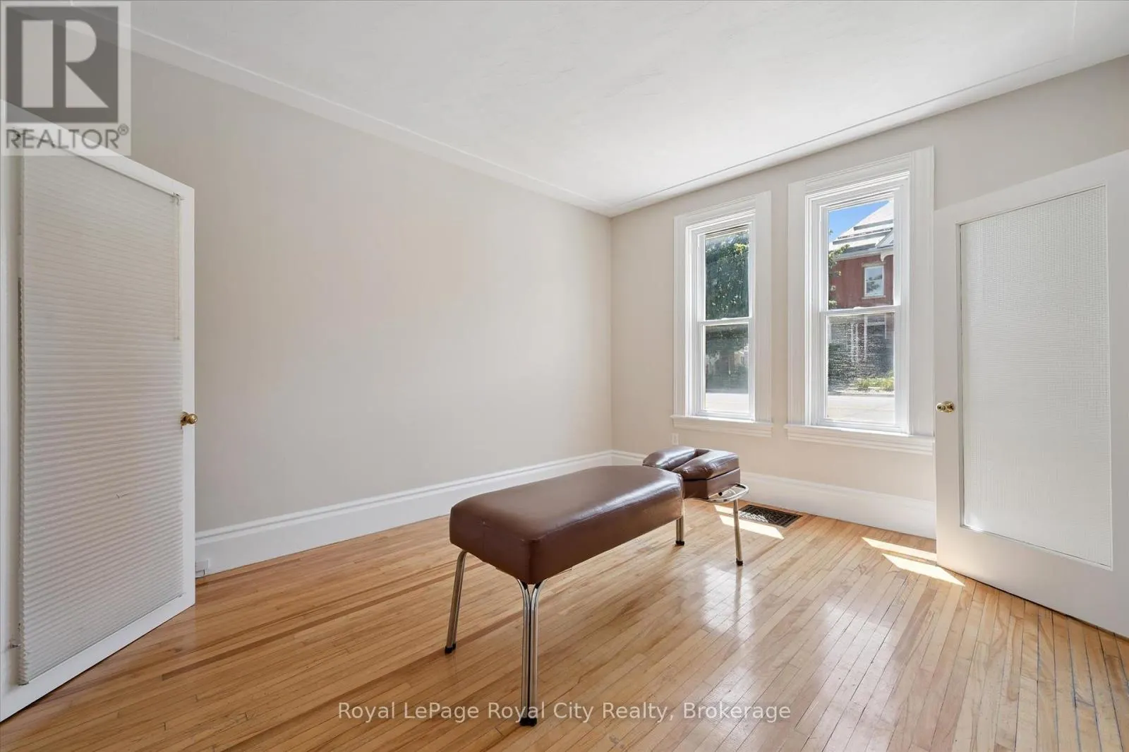 363 WOOLWICH STREET