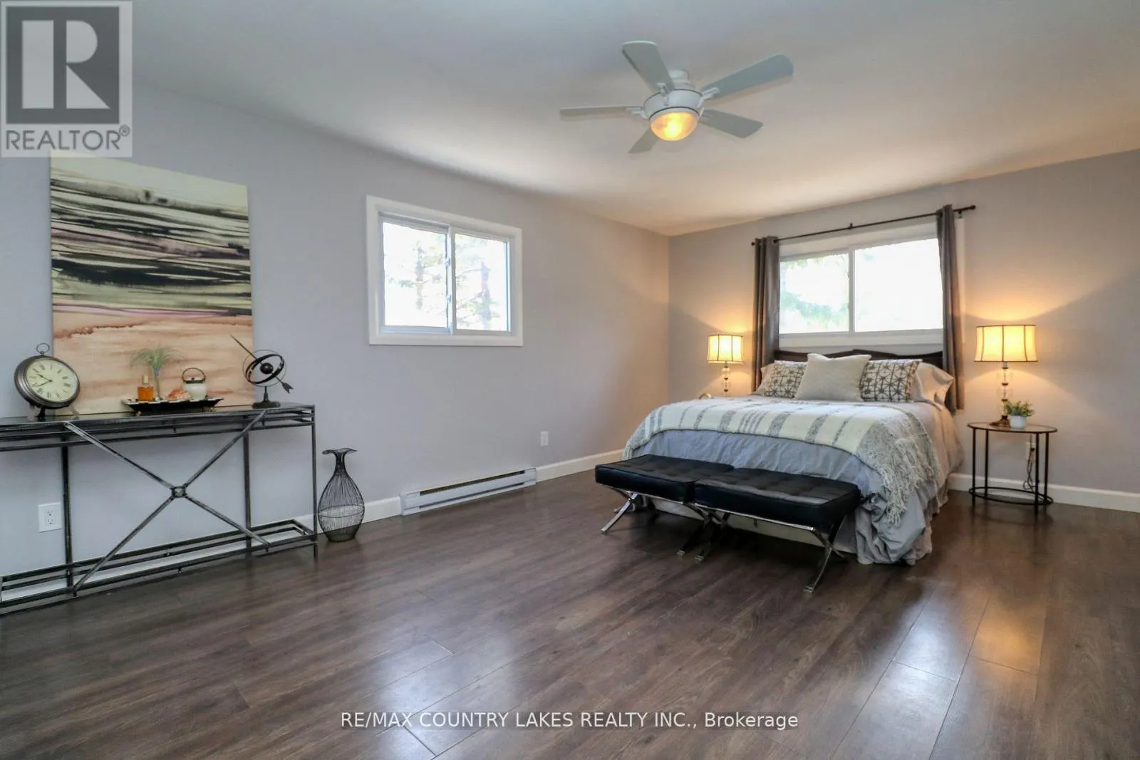 3 PINEWOOD BOULEVARD