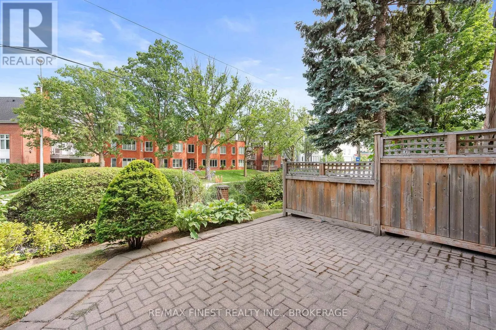 5 - 111 ECHO DRIVE, #5