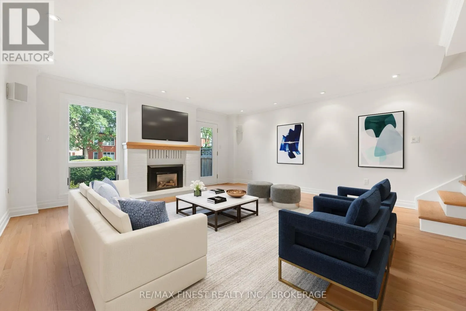 5 - 111 ECHO DRIVE, #5