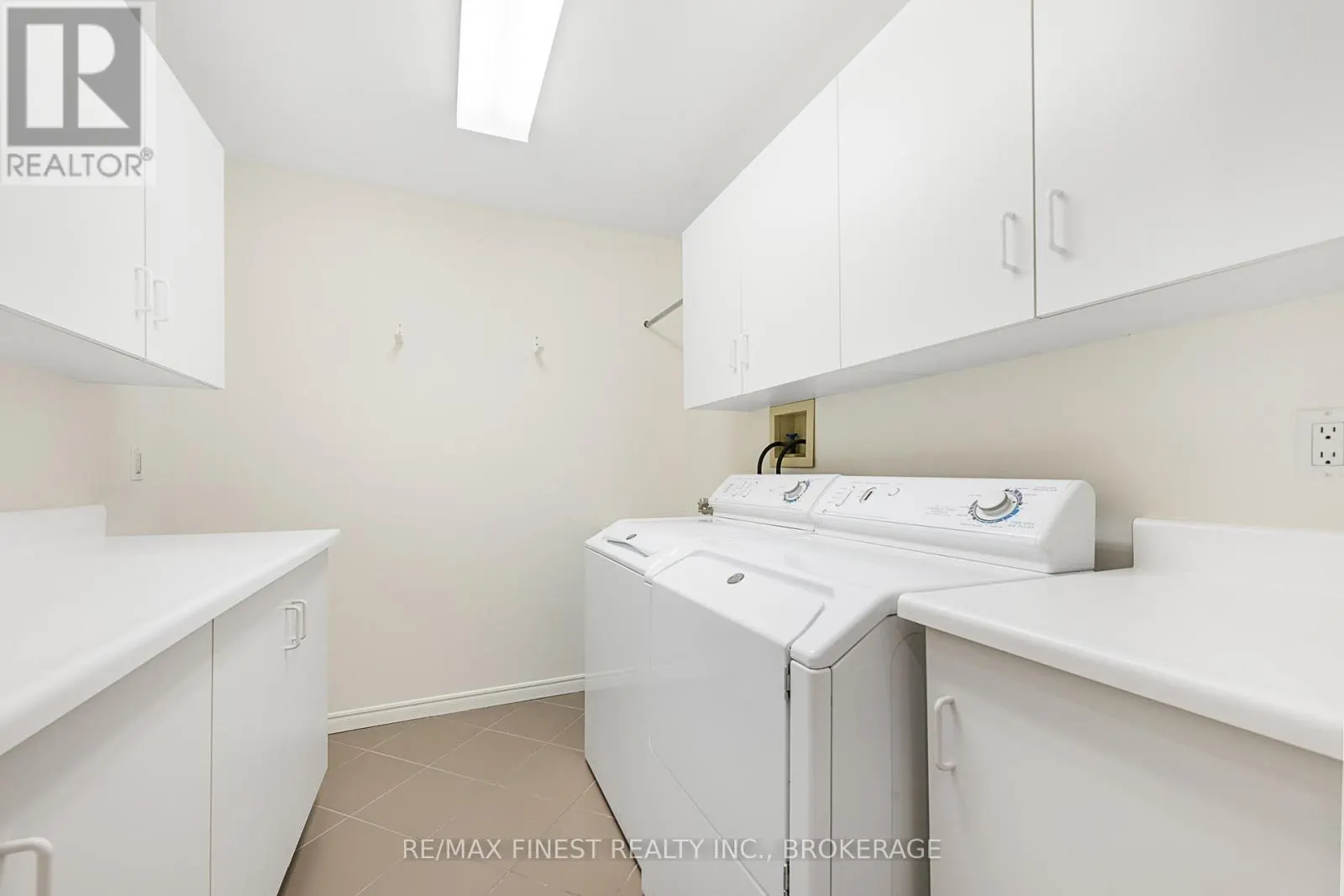 5 - 111 ECHO DRIVE, #5