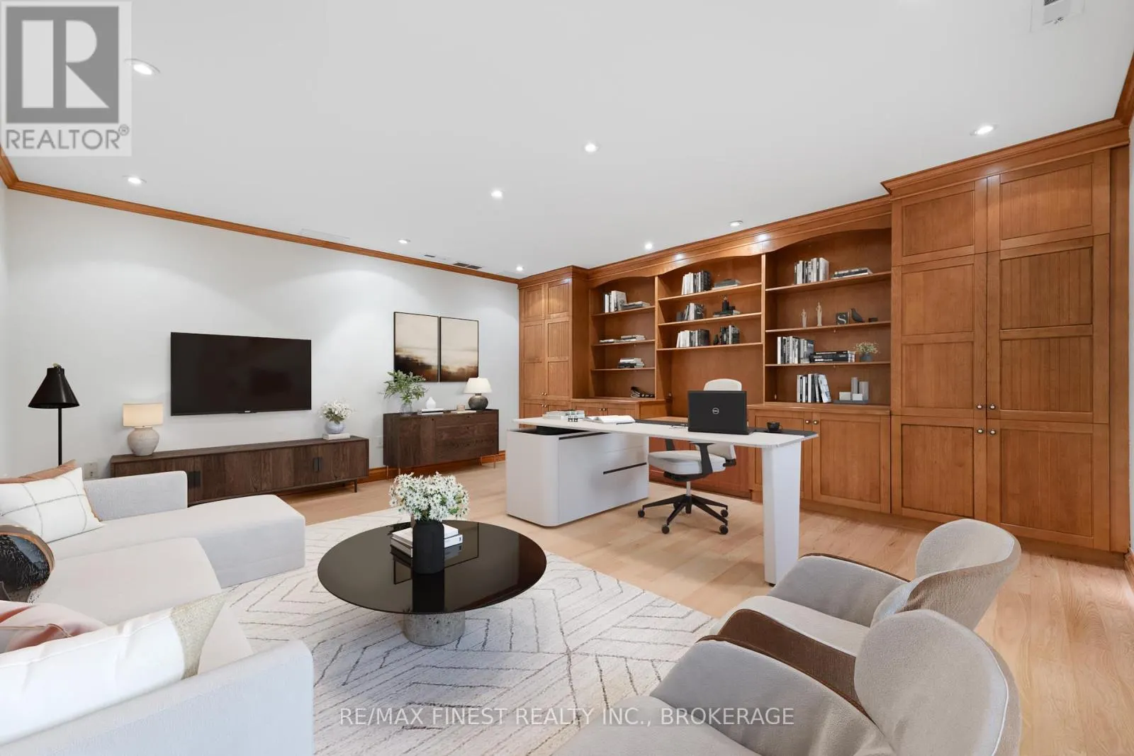 5 - 111 ECHO DRIVE, #5