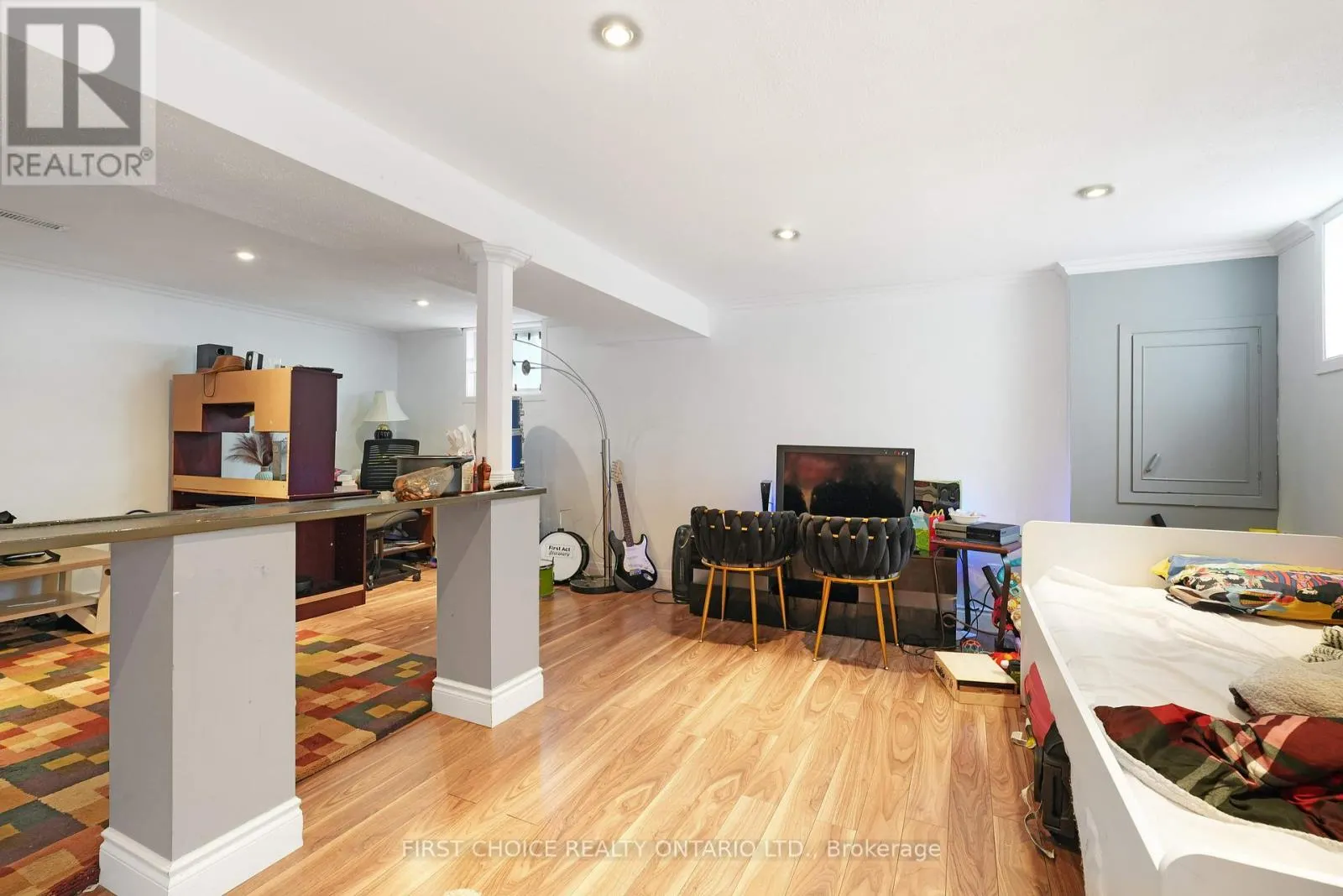 1753 HERON ROAD