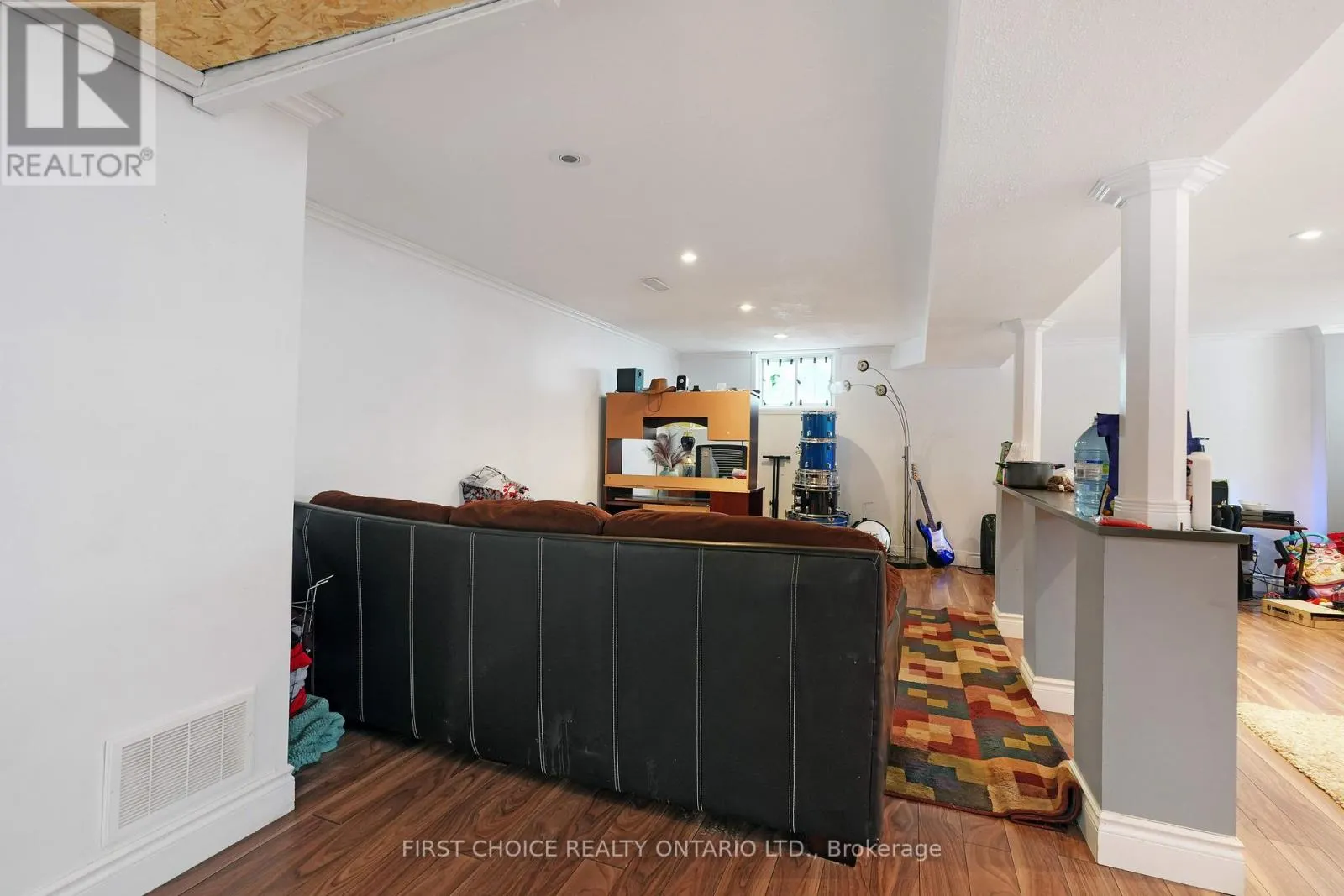 1753 HERON ROAD