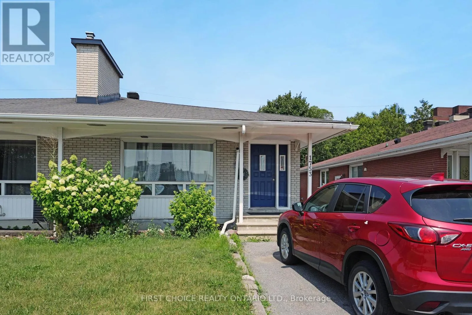1753 HERON ROAD