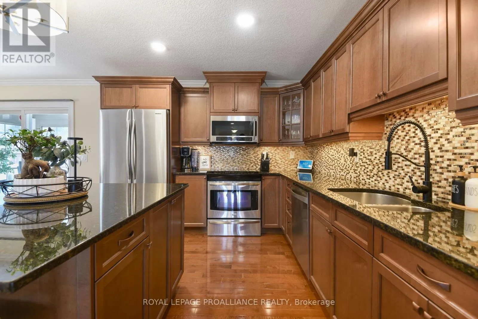 1047 FITZSIMMONS DRIVE