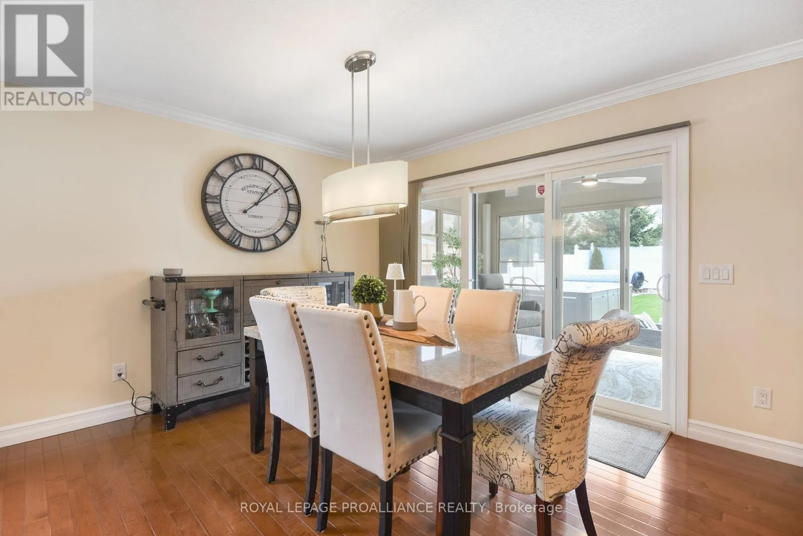 1047 FITZSIMMONS DRIVE