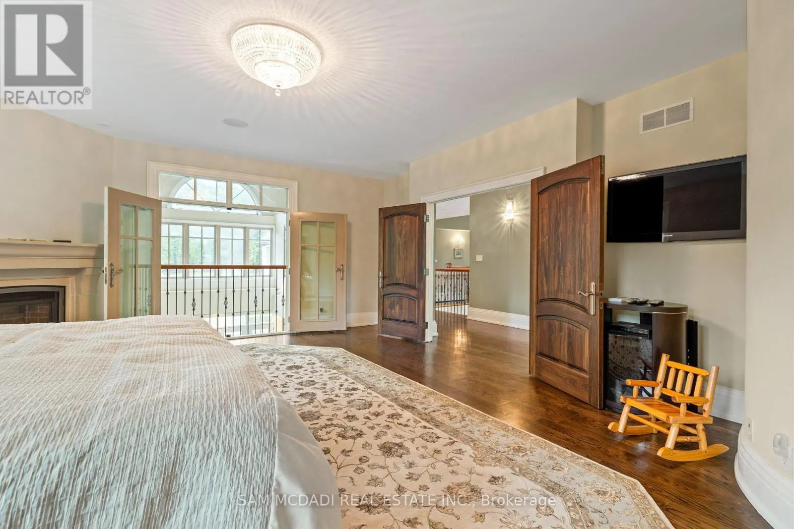 839 LAKESHORE ROAD