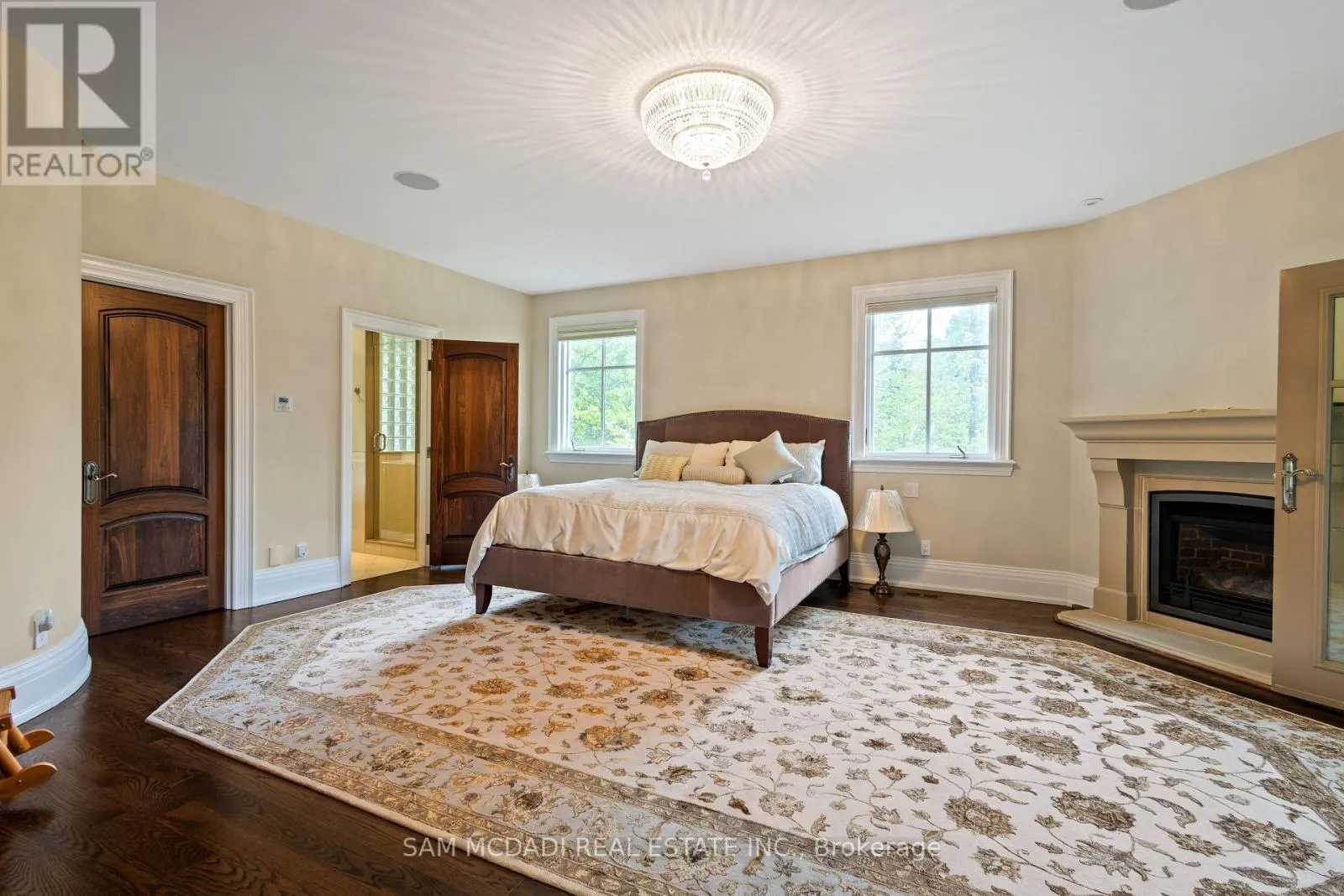 839 LAKESHORE ROAD