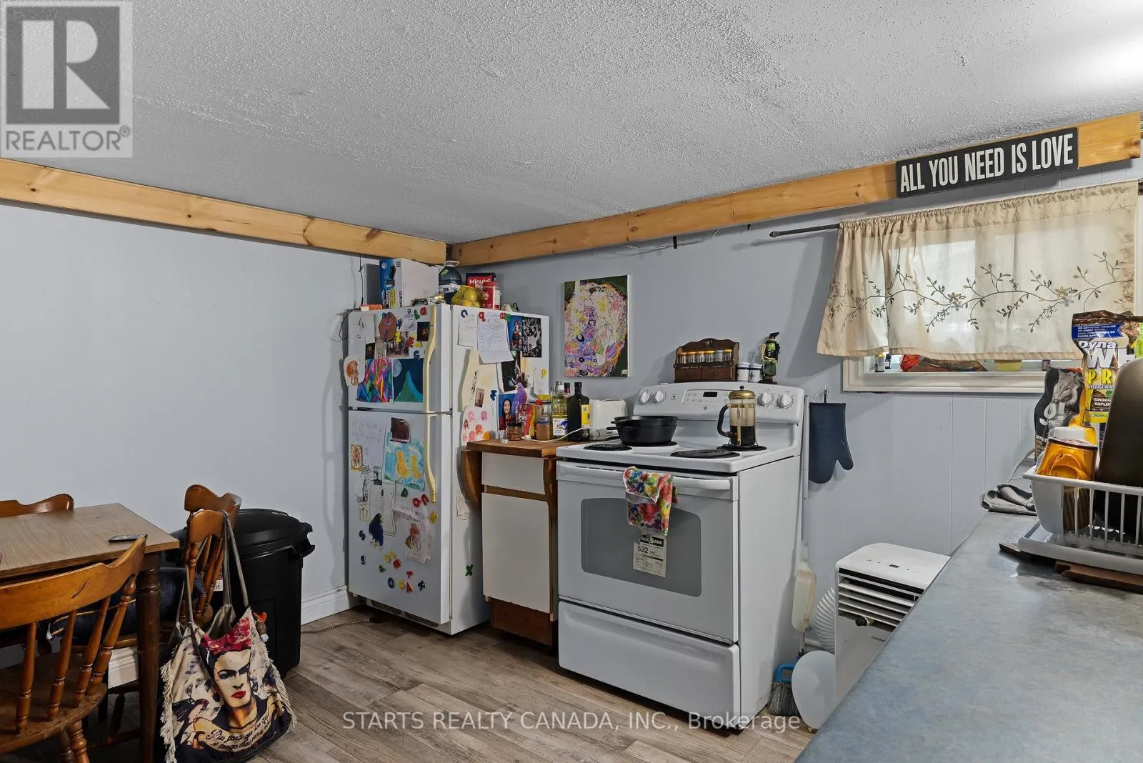 420 MACDONNELL STREET