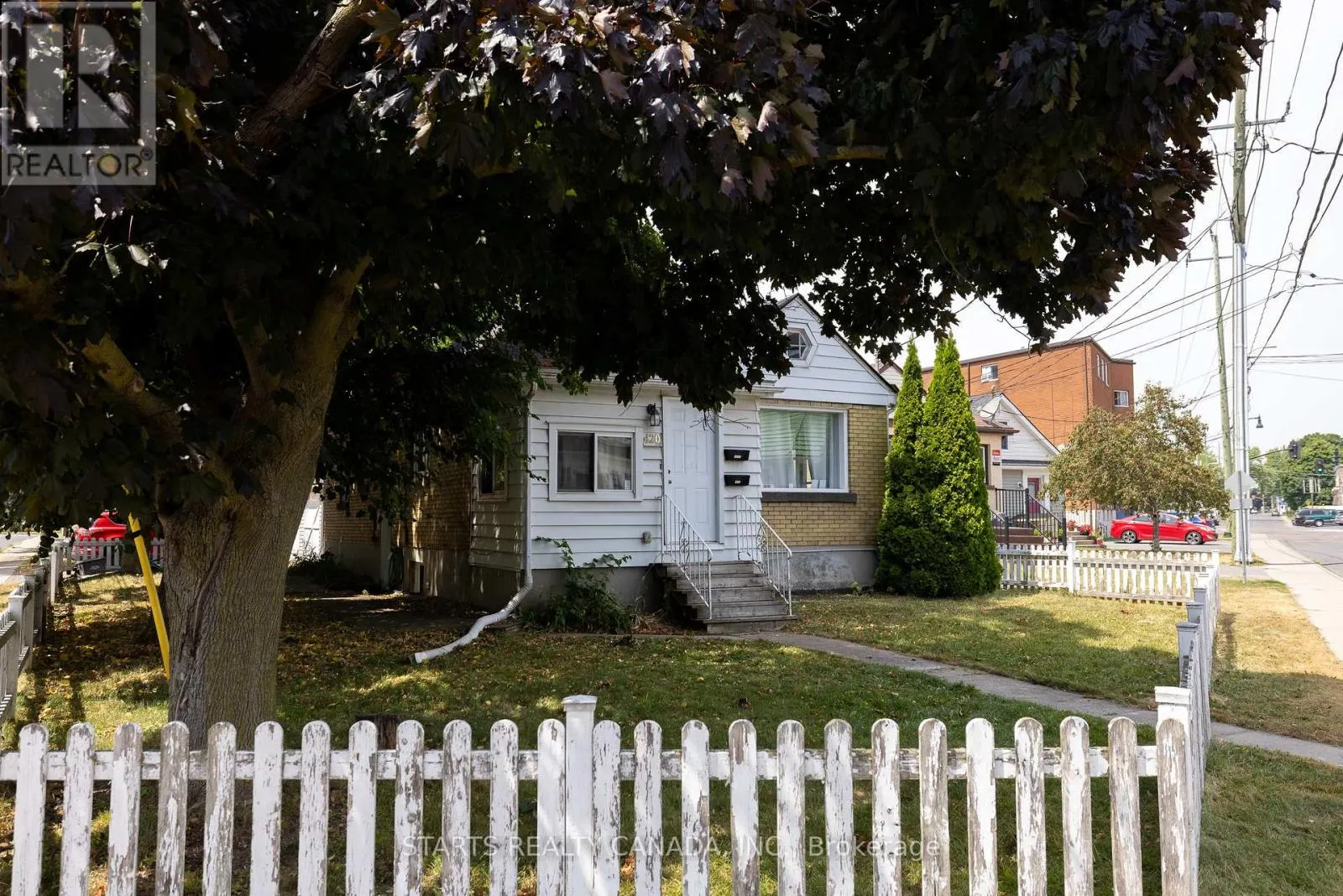 420 MACDONNELL STREET