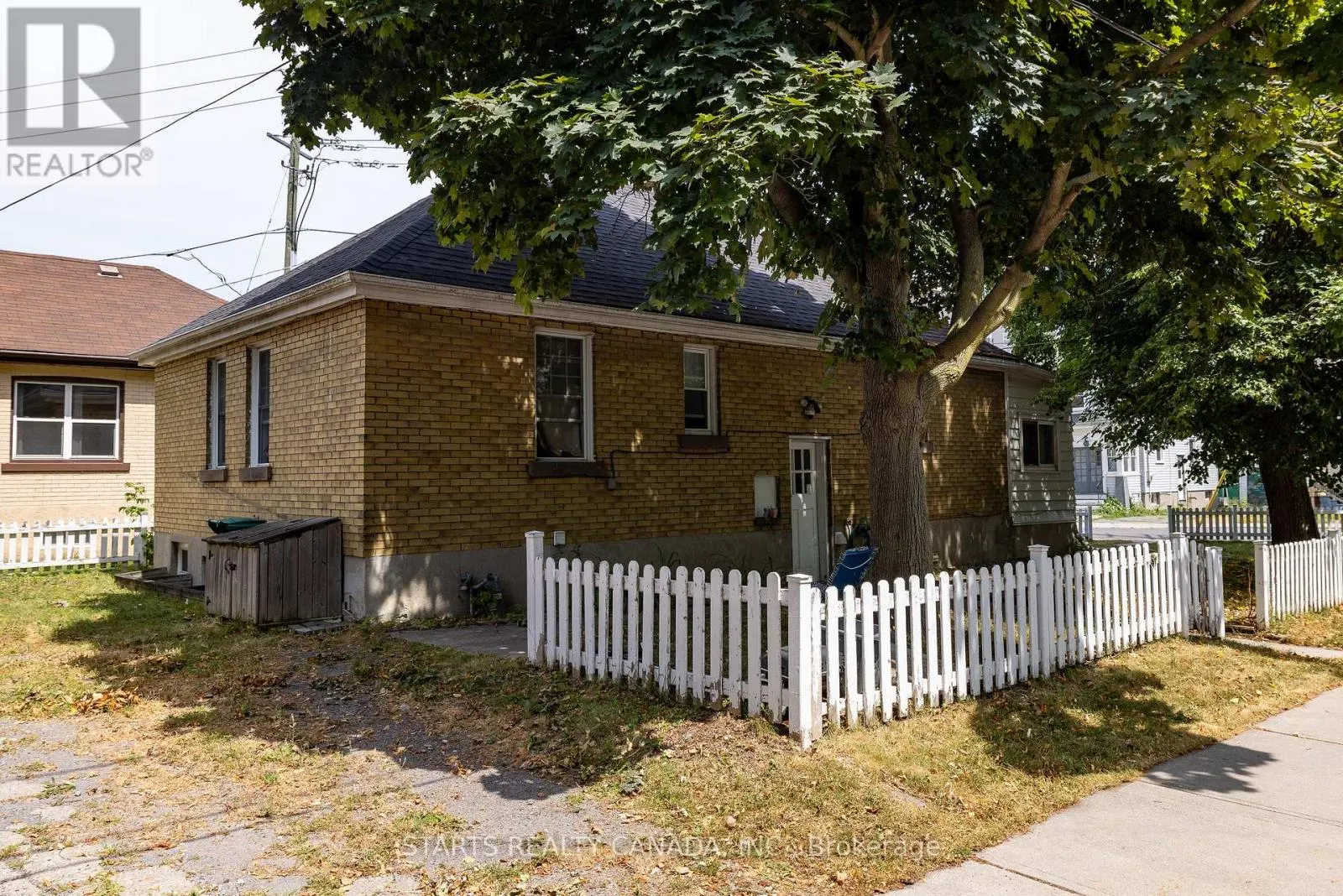 420 MACDONNELL STREET