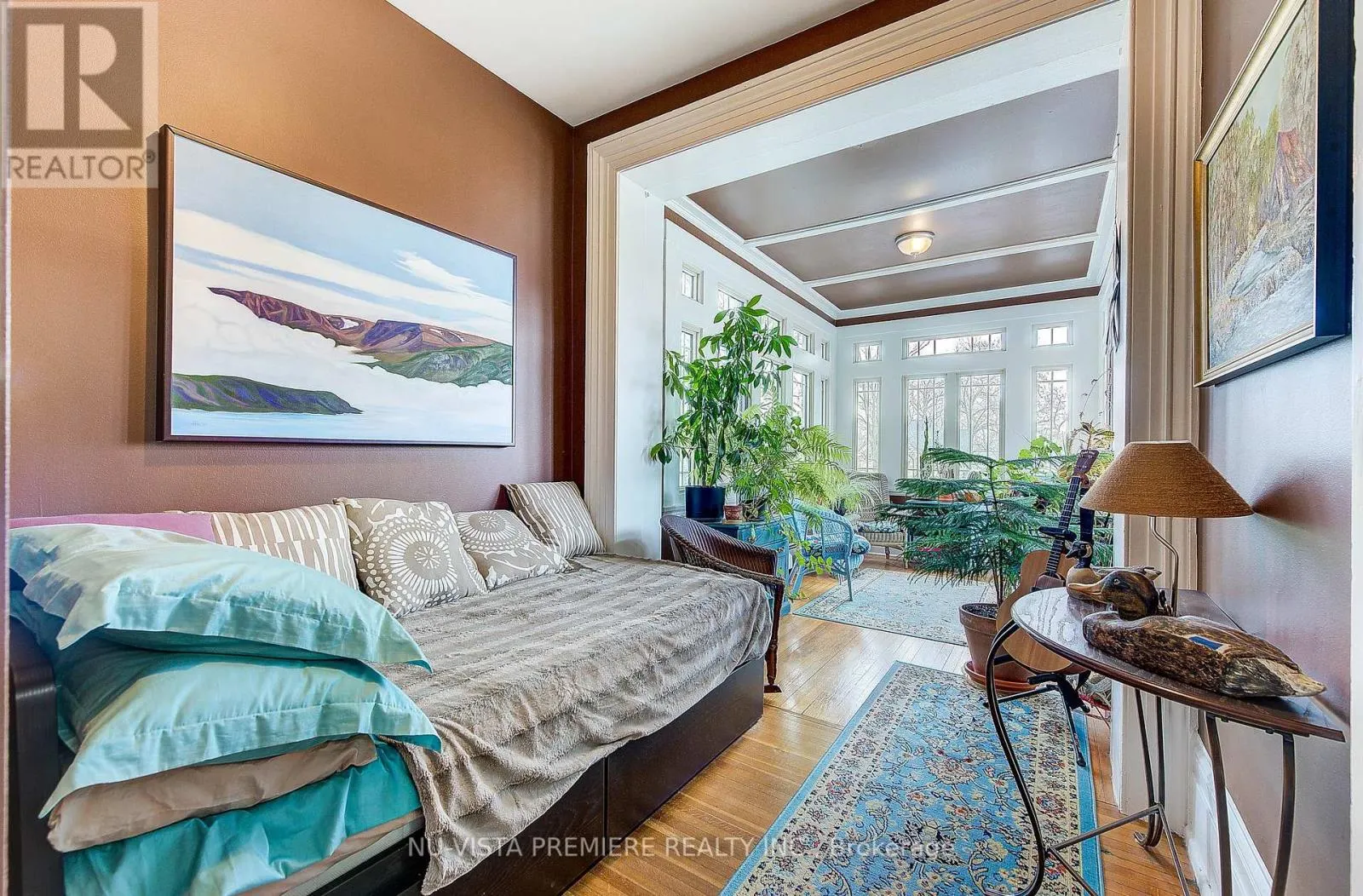 5 - 49 RIDOUT STREET S, #5