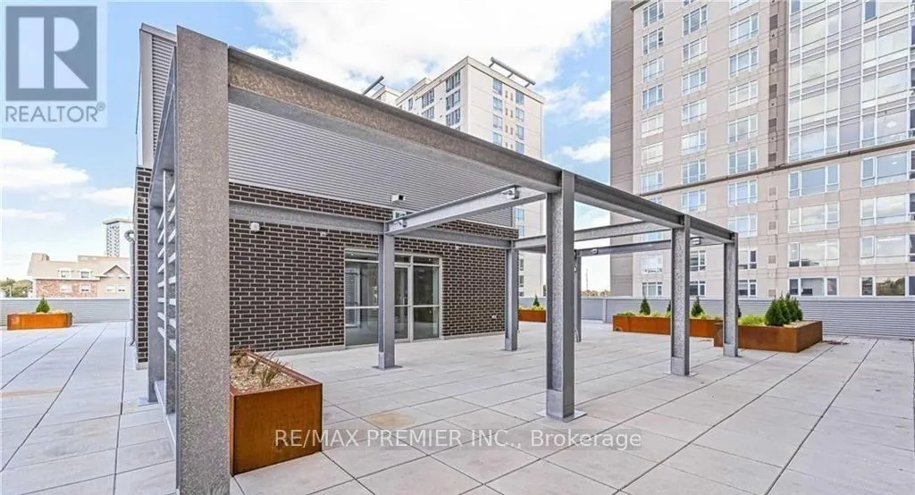 1310 - 318 SPRUCE STREET