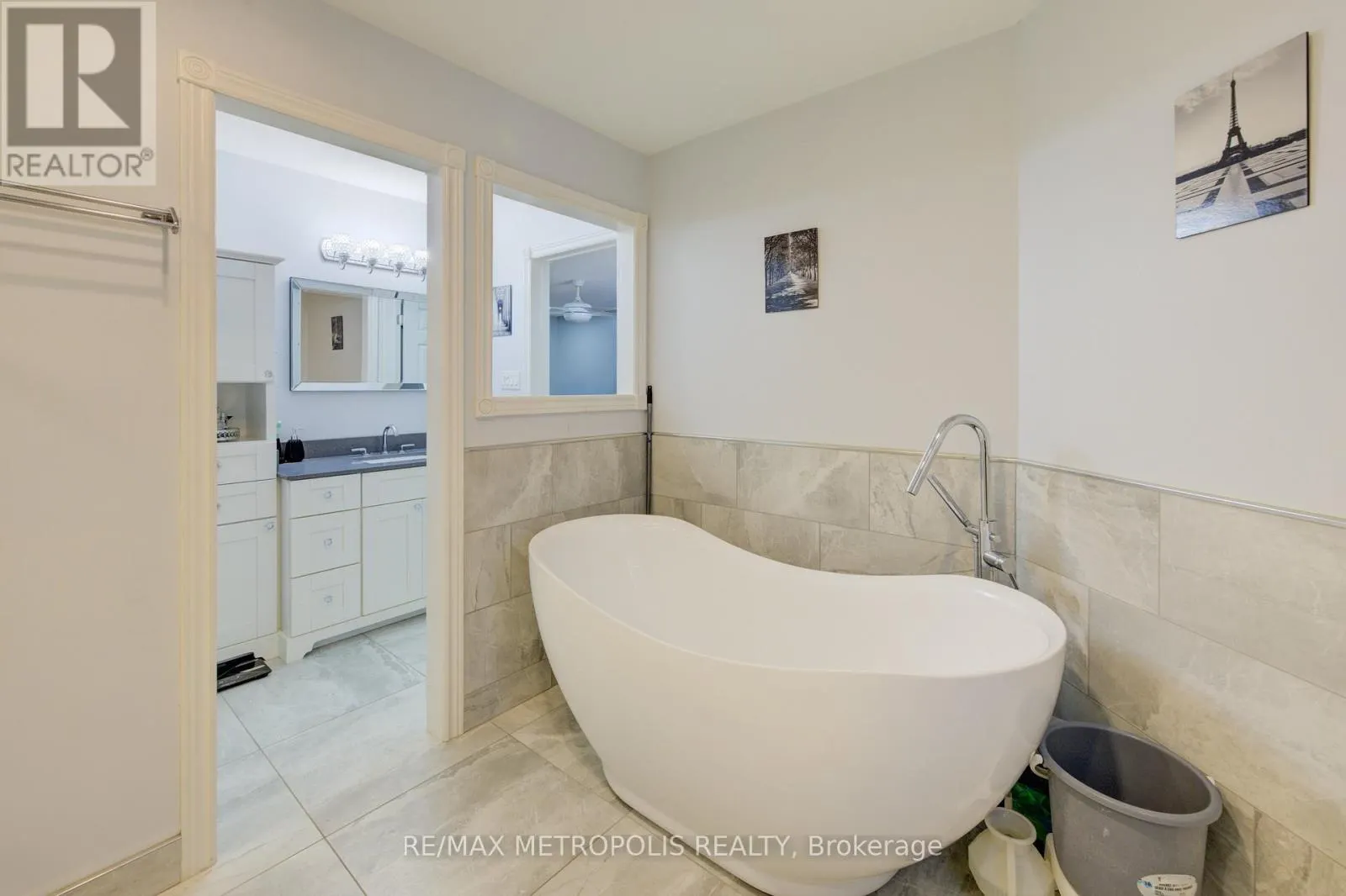 145 COWAN BOULEVARD