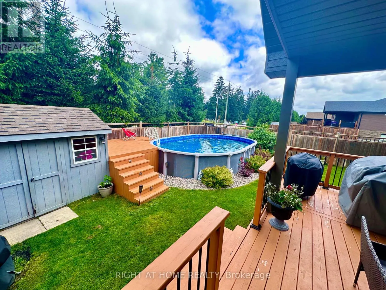 1 DRAKE COURT