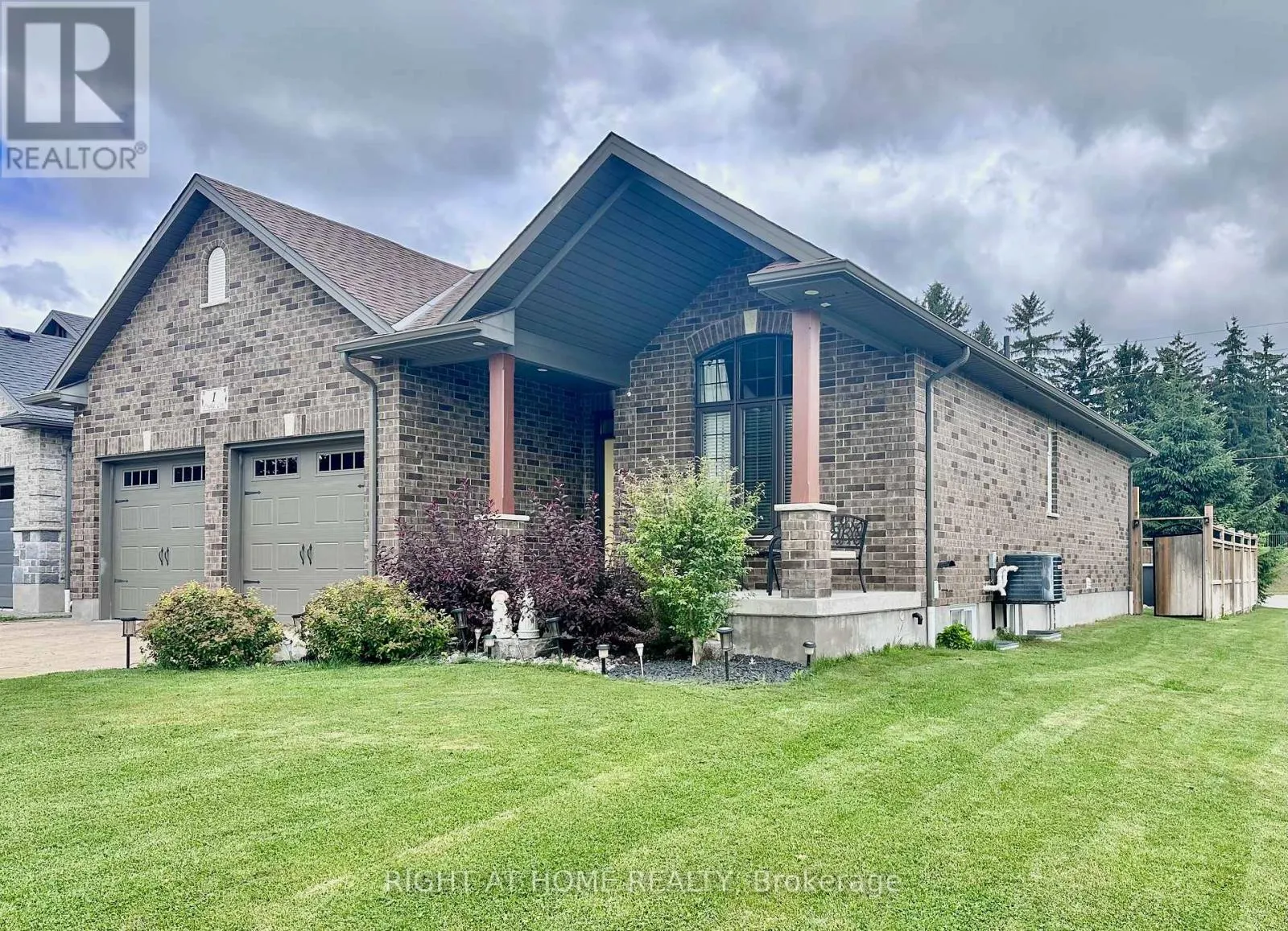 1 DRAKE COURT