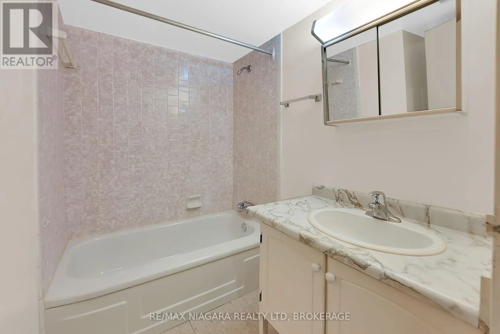 1003 - 365 GENEVA STREET, #1003
