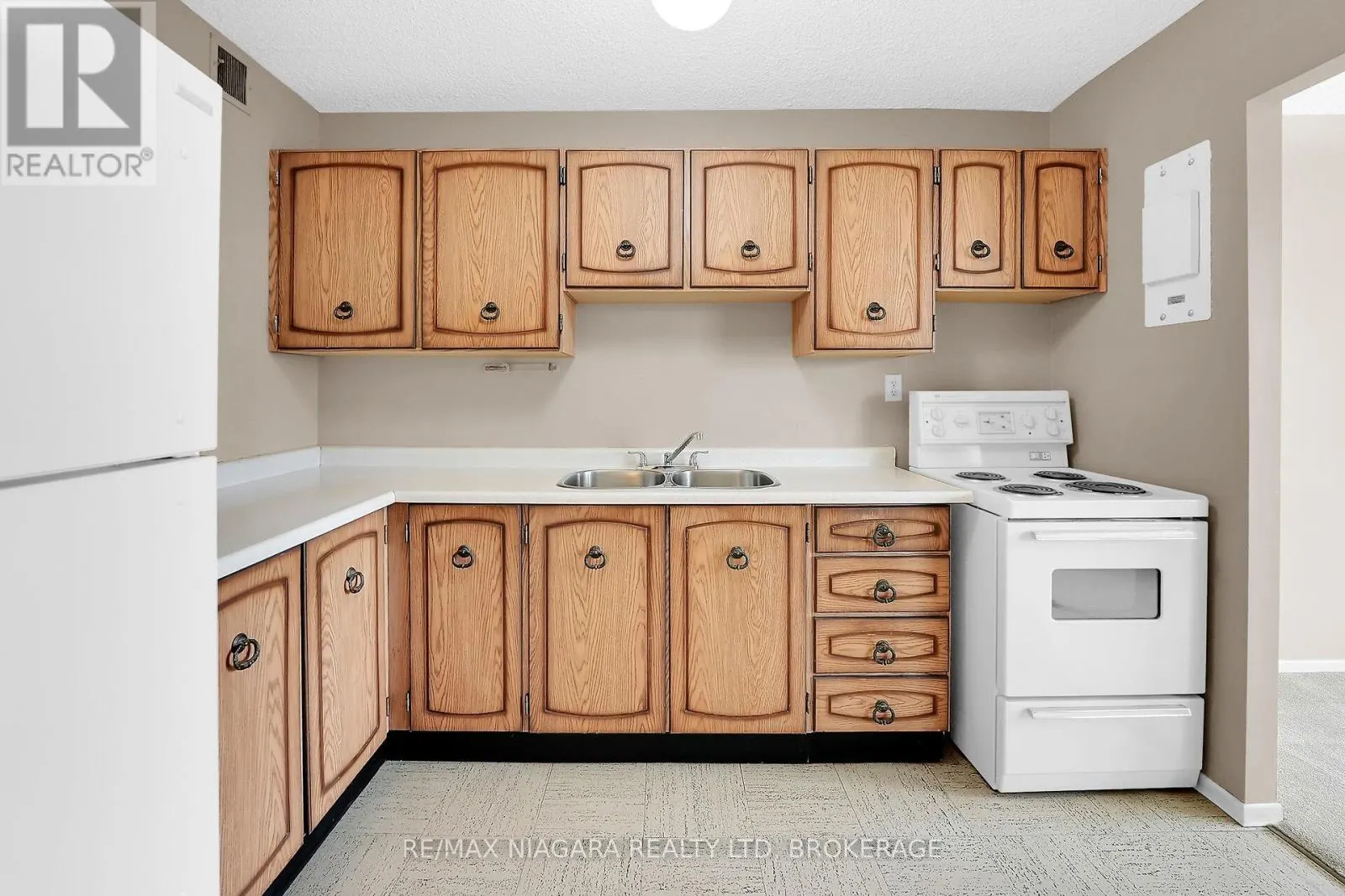 1003 - 365 GENEVA STREET, #1003