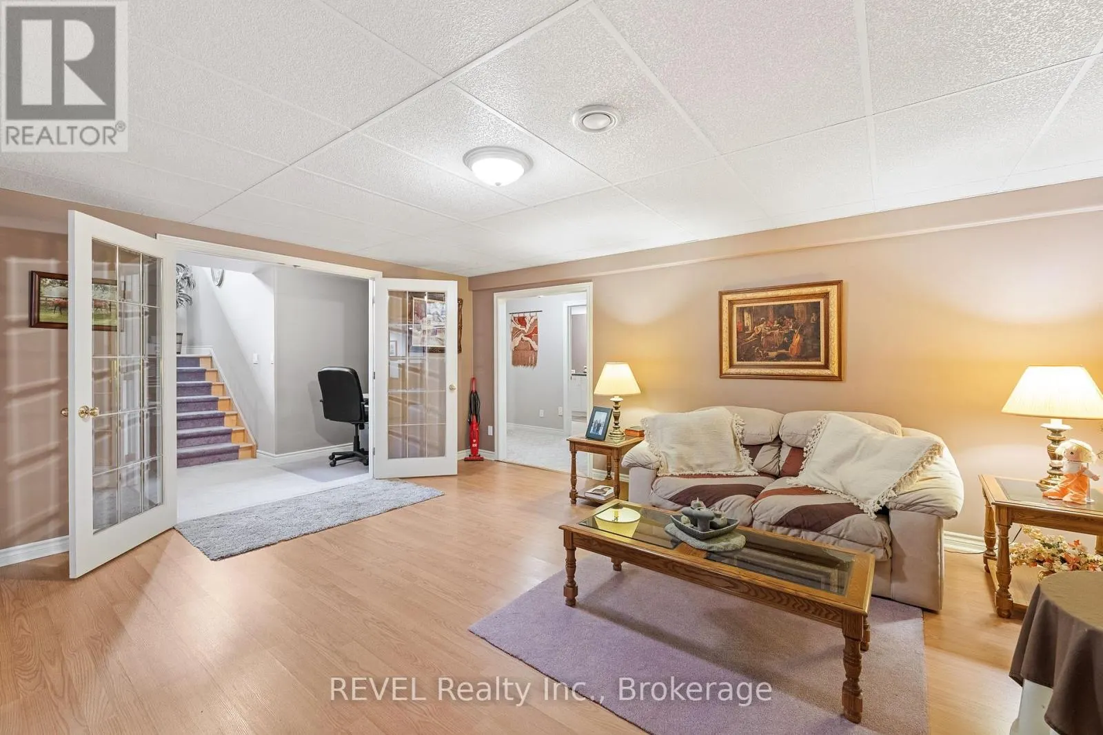 5 BEECHWOOD CRESCENT