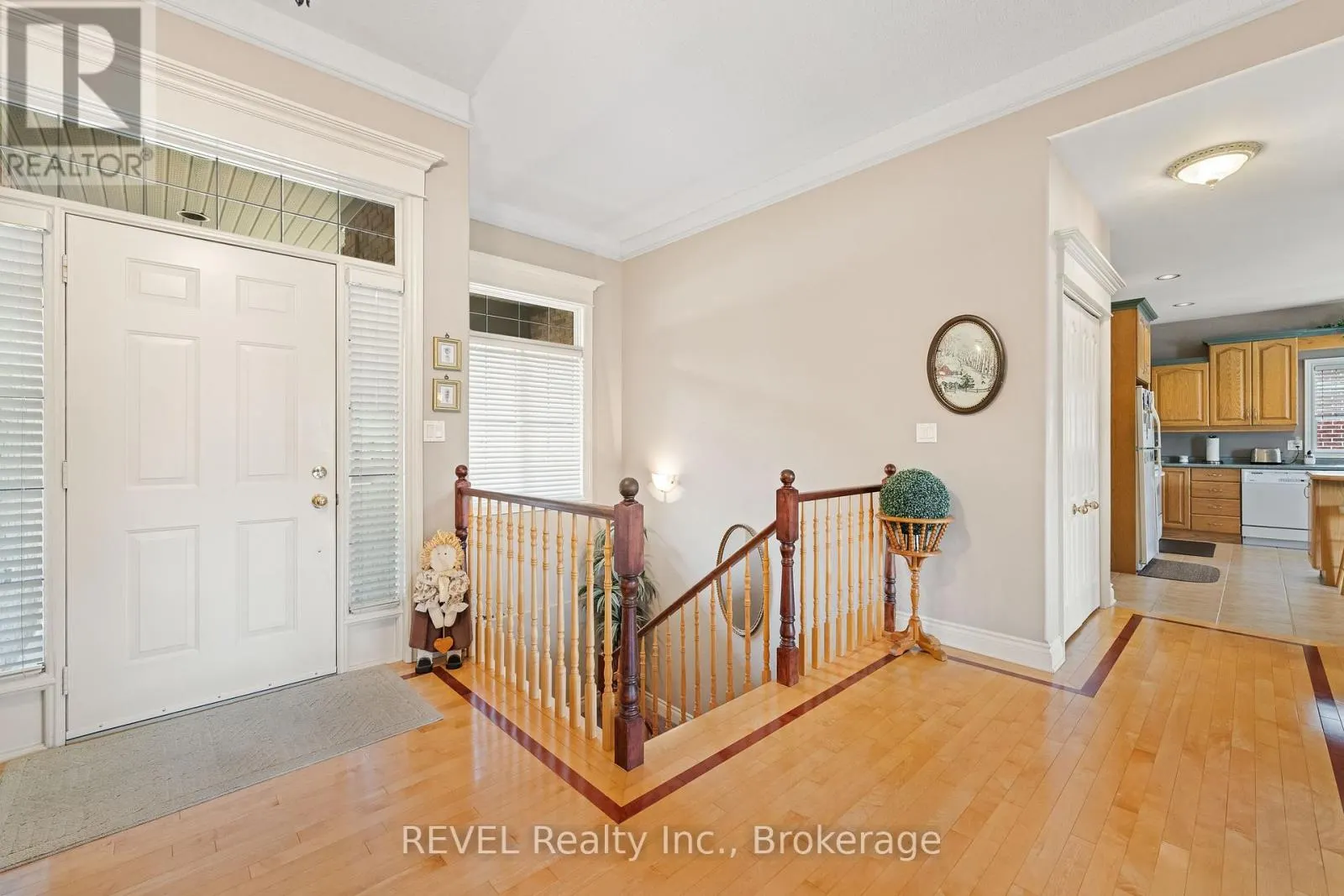 5 BEECHWOOD CRESCENT
