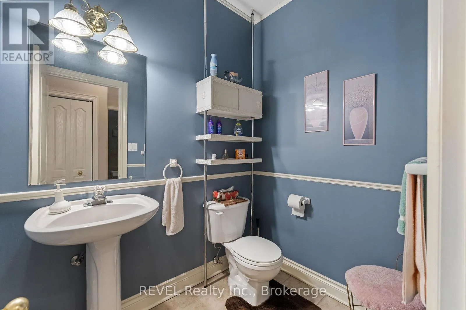 5 BEECHWOOD CRESCENT